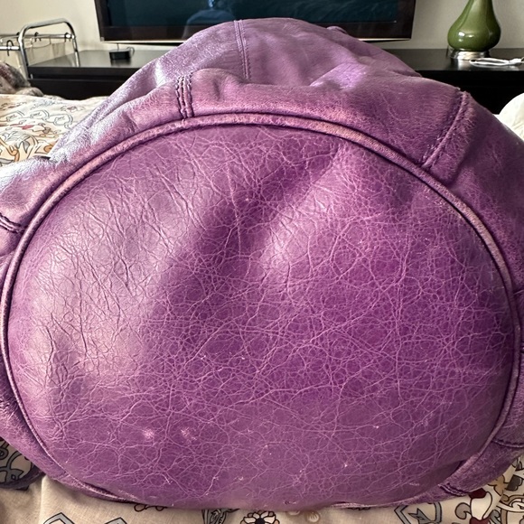 SOLD 😍😍Balenciaga pom pom / bucket bag - Picture 11 of 13